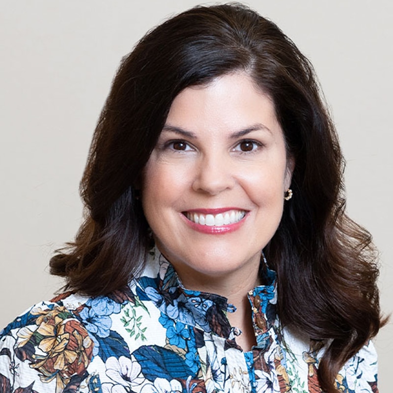 Dr Shelly Square Photo